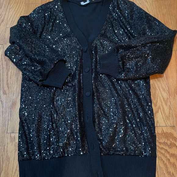 NWOT INC. International Concepts Sequin Cardigan
New Year’s Eve - Picture 6 of 6